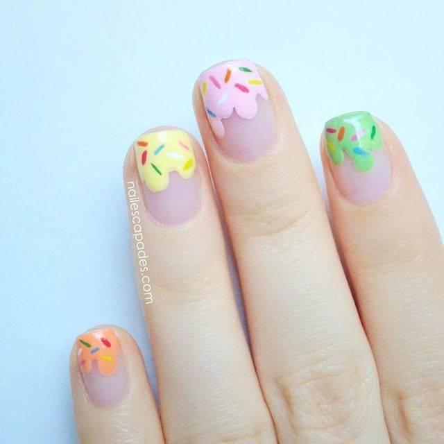 รูปภาพ:http://www.prettydesigns.com/wp-content/uploads/2015/12/Ice-Cream-Nails.jpg