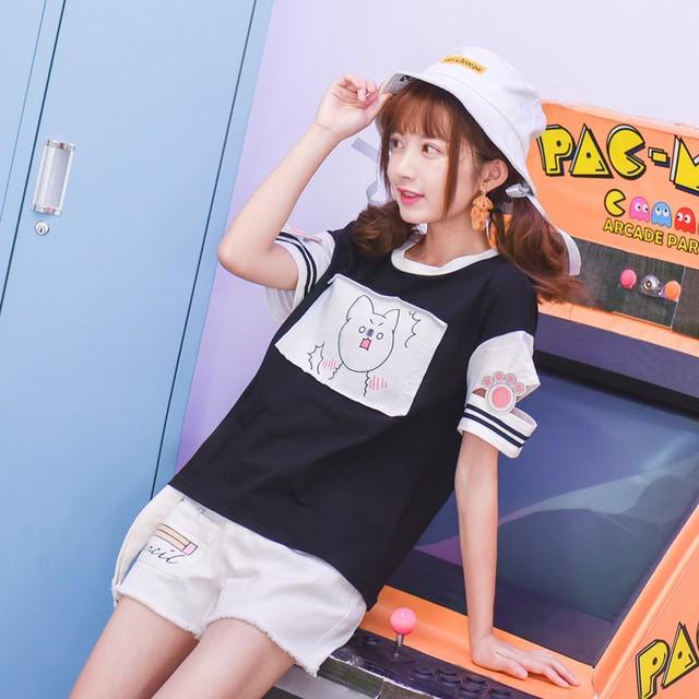 รูปภาพ:http://dlp2gfjvaz867.cloudfront.net/product_photos/53837702/Cute_20Cat_20Paw_20Contrast_20T-Shirt_20Kawaii_20Cartoon_20Kitty_20Tops_20MG628_1000w.jpg