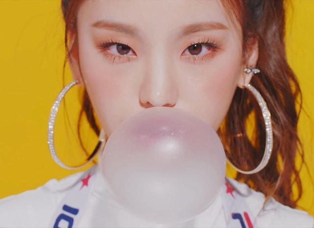 รูปภาพ:https://dbkpop.com/wp-content/uploads/2019/01/ITZY_yeji_2.jpg