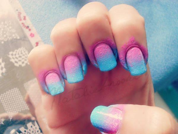 รูปภาพ:http://fashionbat.com/wp-content/uploads/2014/7/sponge-nail-art_2.jpg