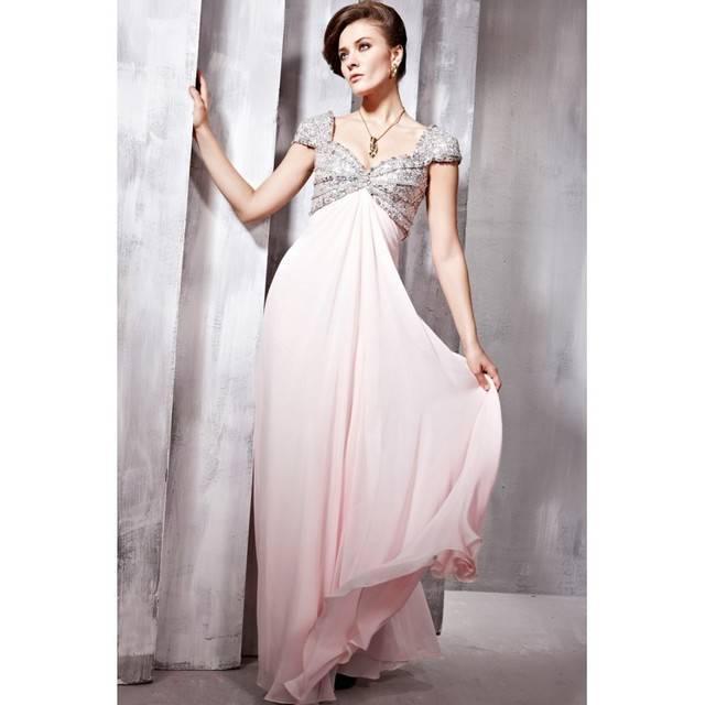 รูปภาพ:http://www.hibridal.com/1847-4250-thickbox/junior-long-pink-silver-beaded-prom-dress-styles.jpg