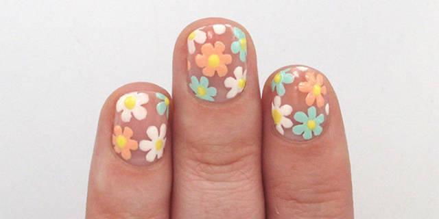 รูปภาพ:http://pixel.brit.co/wp-content/uploads/2014/10/nails24.jpg