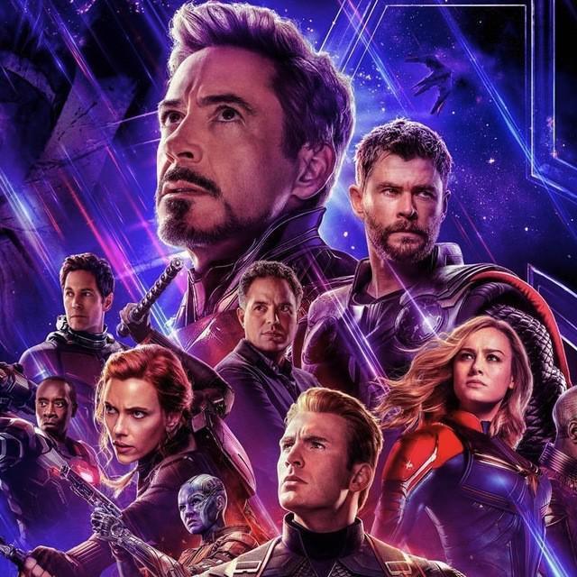 ภาพประกอบบทความ ทีมไหนกัน? รวมภาพหนุ่มๆ Avenger ในชุดชิลล์ๆ งานดี รอติดตาม Avengers: Endgame เลยแม่