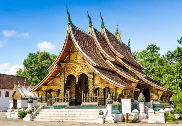 รูปภาพ:https://www.mushroomtravel.com/page/wp-content/uploads/2016/08/Wat-Xieng-Thong-Buddhist-temple-in-Luang-Prabang-Laos.jpg