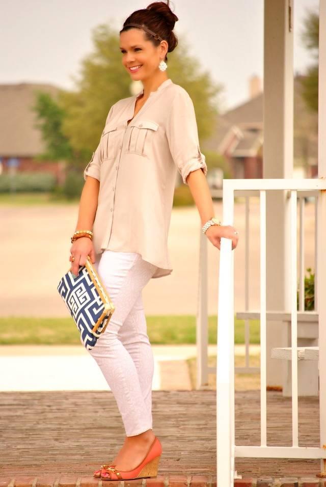 รูปภาพ:http://getyourprettyon.com/wp-content/uploads/2013/04/Printed-Jeans-Beige-Shirt.jpg