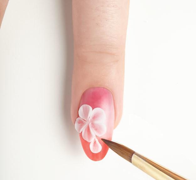 รูปภาพ:https://www.nailpro.com/wp-content/uploads/2015/04/NP-3D-Flower-Step-9.jpg