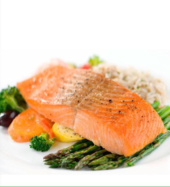 รูปภาพ:http://a3145z1.americdn.com/wp-content/uploads/2012/10/health-benefits-of-omega-3-fatty-acids-salmon.jpg