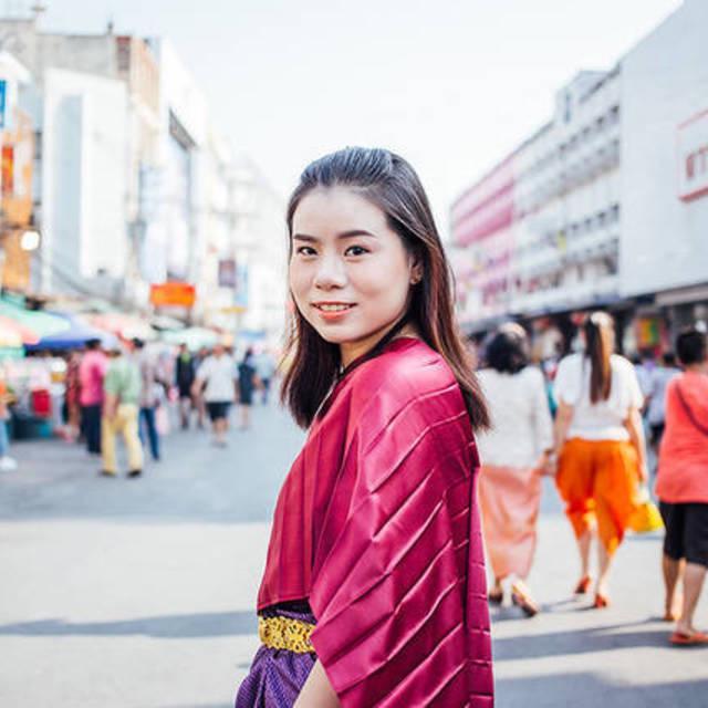 ภาพประกอบบทความ ใส่ชุดไทย เที่ยวลพบุรี งานแผ่นดินสมเด็จพระนารายณ์มหาราช 