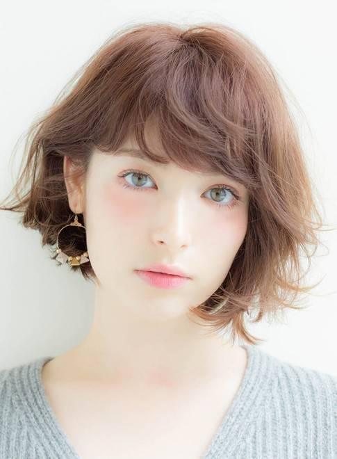 รูปภาพ:http://img-beautynavi.woman.excite.co.jp/images/style/2015/12/02/3b14a89da5c431efc3358a186462b915/485x660/58da87f6df2a1c24b7b3779ddbba2898.jpg