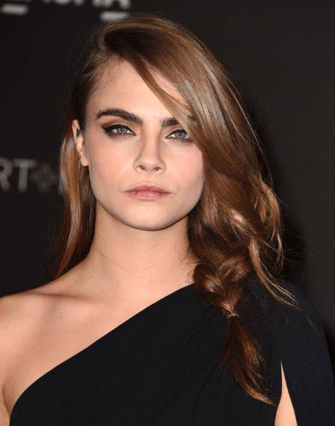 รูปภาพ:http://mac.h-cdn.co/assets/16/02/480x610/braid_hairstyles_cara_delevinge.jpg