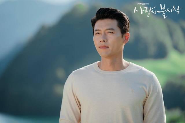 รูปภาพ:https://0.soompi.io/wp-content/uploads/2020/02/17140719/son-ye-jin-hyun-bin-crash-landing-on-you-8.jpg