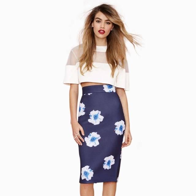 รูปภาพ:http://g03.a.alicdn.com/kf/HTB17LBwIpXXXXalXXXXq6xXFXXXu/Elegant-Flower-Print-High-Waist-Pencil-Skirt-Fashion-2015-New-Slim-OL-Women-Skirts-saia-Back.jpg