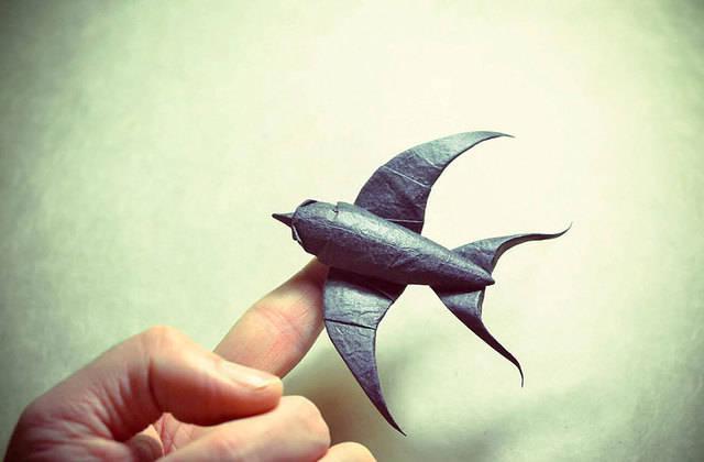 รูปภาพ:http://static.boredpanda.com/blog/wp-content/uploads/2015/11/origami-art-gonzalo-garcia-calvo-115__880.jpg