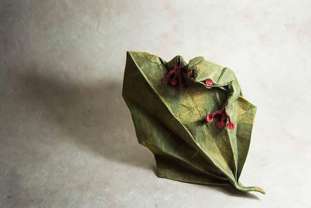 รูปภาพ:http://static.boredpanda.com/blog/wp-content/uploads/2015/11/origami-art-gonzalo-garcia-calvo-89__880.jpg