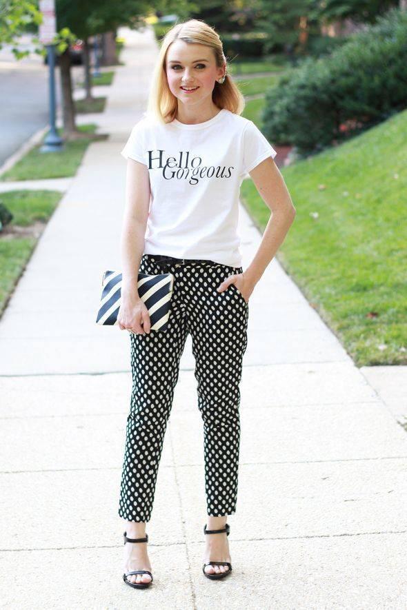 รูปภาพ:http://glamradar.com/wp-content/uploads/2015/10/1.-slogan-shirt-with-polka-dots-pants.jpg