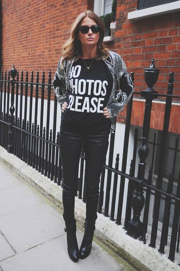 รูปภาพ:http://glamradar.com/wp-content/uploads/2015/10/5.-sequin-blazer-with-slogan-shirt.jpg