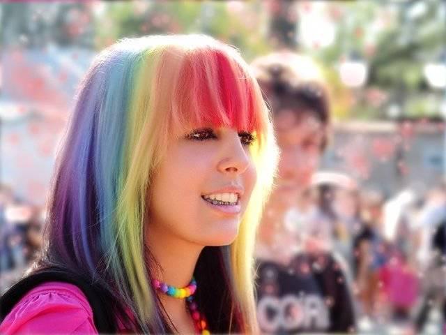รูปภาพ:http://glamradar.com/wp-content/uploads/2015/07/classic-rainbow-hair.jpg