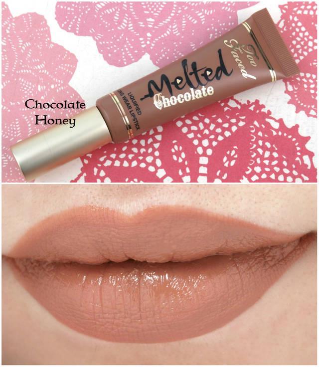 รูปภาพ:https://3.bp.blogspot.com/-iXCXOf1LQNU/VnTjNHlrncI/AAAAAAAATWQ/1P9MYgwYJgA/s1600/too-faced-melted-chocolate-liquified-lipstick-swatches-review-chocolate-honey.jpg