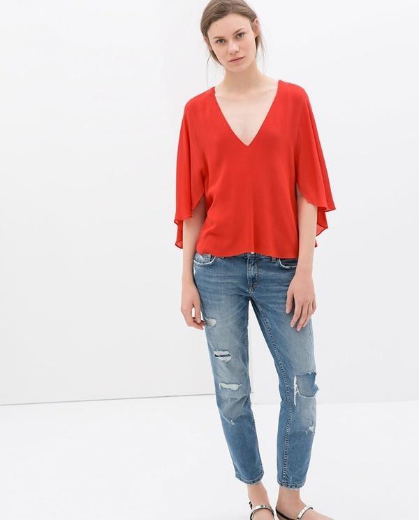 รูปภาพ:http://i00.i.aliimg.com/wsphoto/v0/32282878632_1/Blusas-Femininas-New-2015-Cropped-Red-Shirt-Women-font-b-Blouses-b-font-V-Neck-Petal.jpg