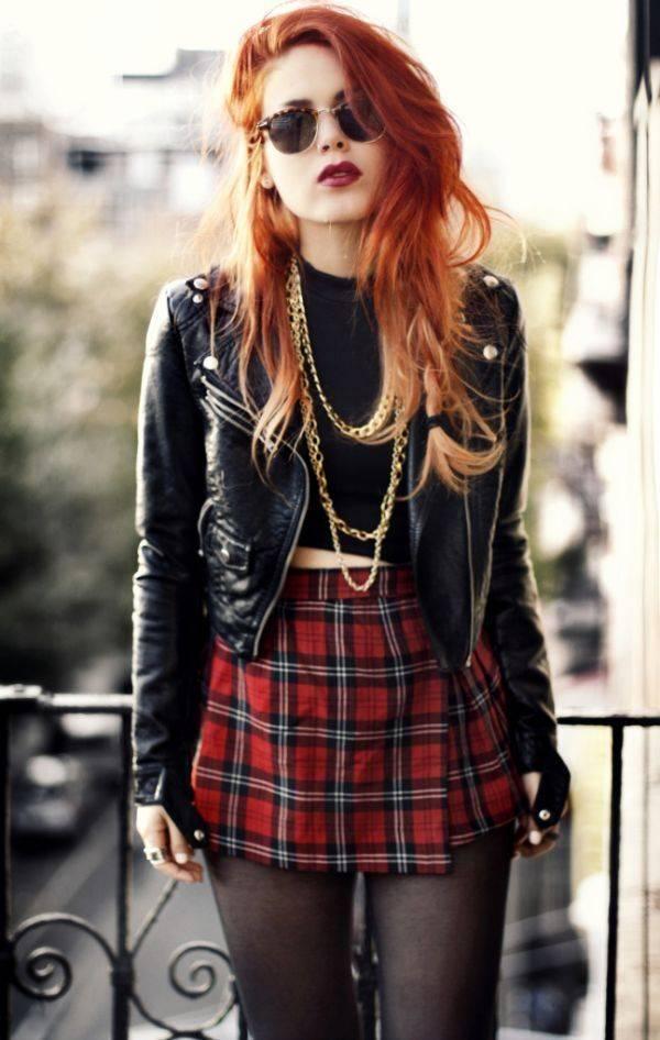 รูปภาพ:http://glamradar.com/wp-content/uploads/2014/10/leather-jacket-and-plaid-skirt.jpg