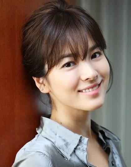 รูปภาพ:http://www.allkpop.com/upload/2015/03/af_org/song-hye-kyo_1426211920_af_org.jpg