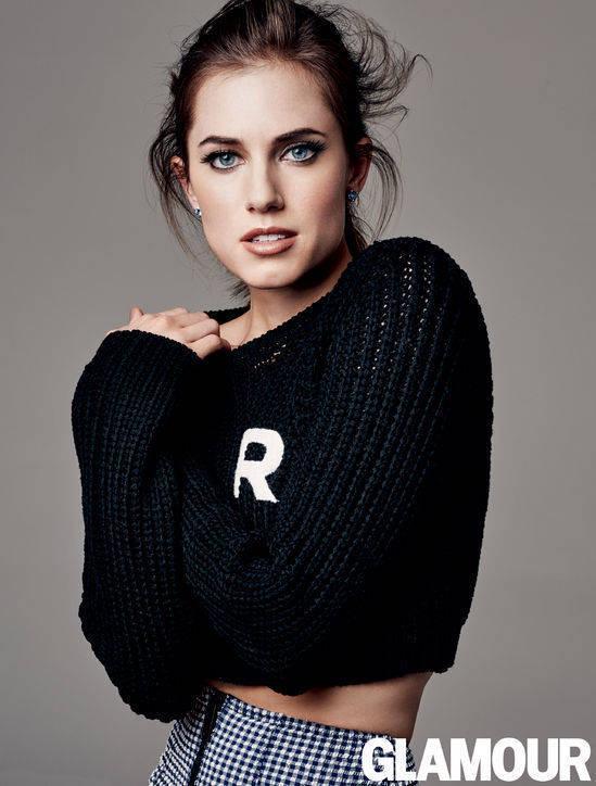 รูปภาพ:http://www.glamour.com/images/fashion/2015/01/06-allison-williams-glamour-cover-rochas-sweater-h724.jpg