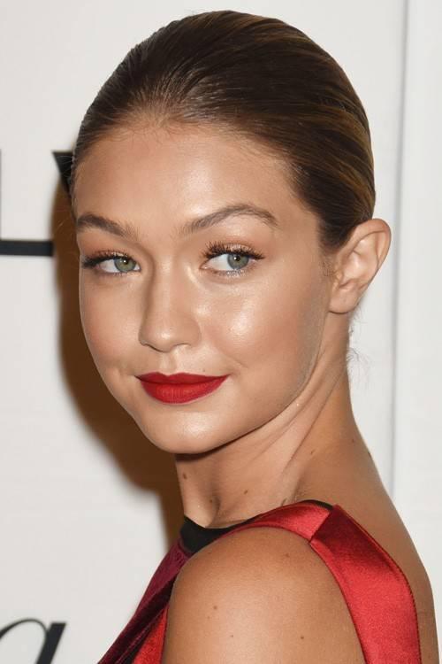 รูปภาพ:http://stealherstyle.net/wp-content/uploads/2016/03/gigi-hadid-hair-21-500x750.jpg