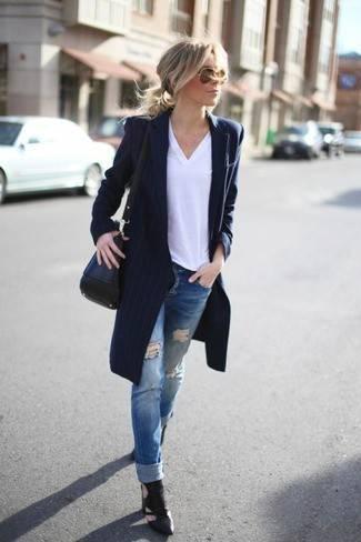 รูปภาพ:https://cdn.lookastic.com/looks/coat-v-neck-t-shirt-jeans-ankle-boots-crossbody-bag-sunglasses-large-5569.jpg