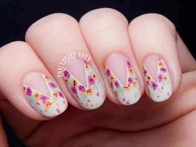 รูปภาพ:http://shortnaildesigns.net/wp-content/uploads/2015/03/negative-space-splatter-floral-nail-art-1-1024x768.jpg