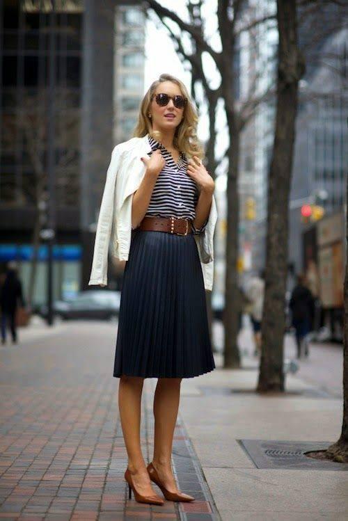 รูปภาพ:https://cdn.lookastic.com/looks/biker-jacket-dress-shirt-midi-skirt-pumps-waist-belt-sunglasses-original-4360.jpg