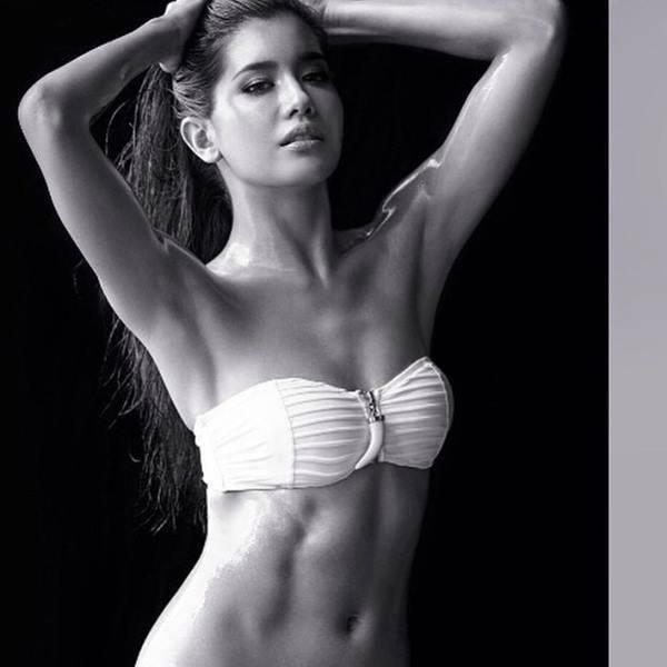 รูปภาพ:http://www.girlsallaround.com/wp-content/uploads/2015/07/thailandbestbeauty_2015072102592-1-Copy-600x600.jpg
