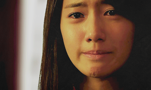 รูปภาพ:http://mrwgifs.com/wp-content/uploads/2013/10/Sad-Asian-Girl-Tears-Up-Reaction-Gif.gif