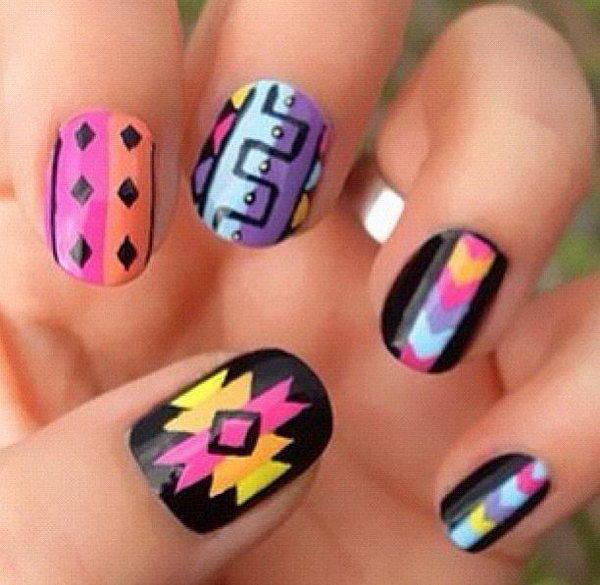 รูปภาพ:http://notedlist.com/wp-content/uploads/2015/08/tribal-nail-art/37-tribal-nail-art-designs.jpg