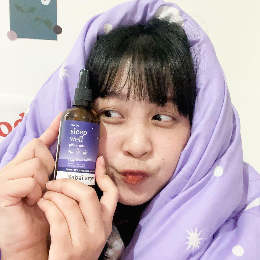 ภาพประกอบบทความ SabaiArom Sleep well Pillow Mist ของที่คนหลับยากต้องมี!! 😴⌚