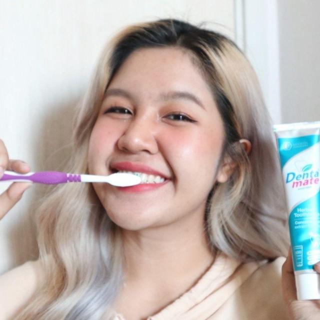 ภาพประกอบบทความ Dentamate ยาสีฟันlสมุนไพร ยาสีฟันช่วยฟันขาว กลิ่นปากหอมสดชื่น~