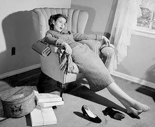 รูปภาพ:http://carlacannon.com/wp-content/uploads/2015/03/vintage-exhausted-woman-photo.jpg