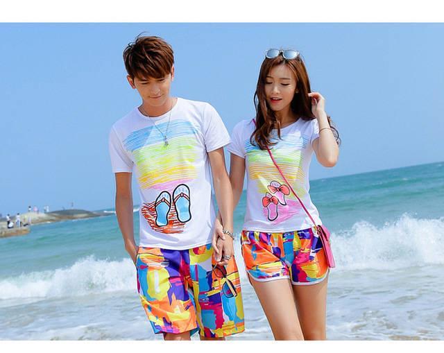 รูปภาพ:http://g03.a.alicdn.com/kf/HTB12ubZIXXXXXXEXXXXq6xXFXXX1/2015-summer-new-printing-seaside-couple-shirt-cotton-short-sleeved-T-shirt-beach-lovers.jpg