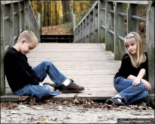 รูปภาพ:https://kajmpop.files.wordpress.com/2012/11/kid-couple-sad-cute.jpg