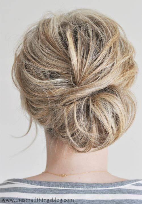 รูปภาพ:http://cdn.fashionisers.com/wp-content/uploads/2014/11/updo_hairstyles_for_short_hair_short_Messy_Chignon10.jpg