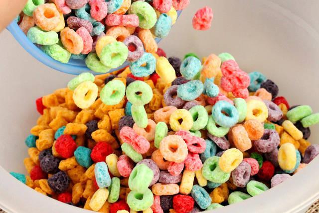 รูปภาพ:http://www.couponclippingcook.com/wp-content/uploads/2012/06/4-cereal-in-bowl.jpg