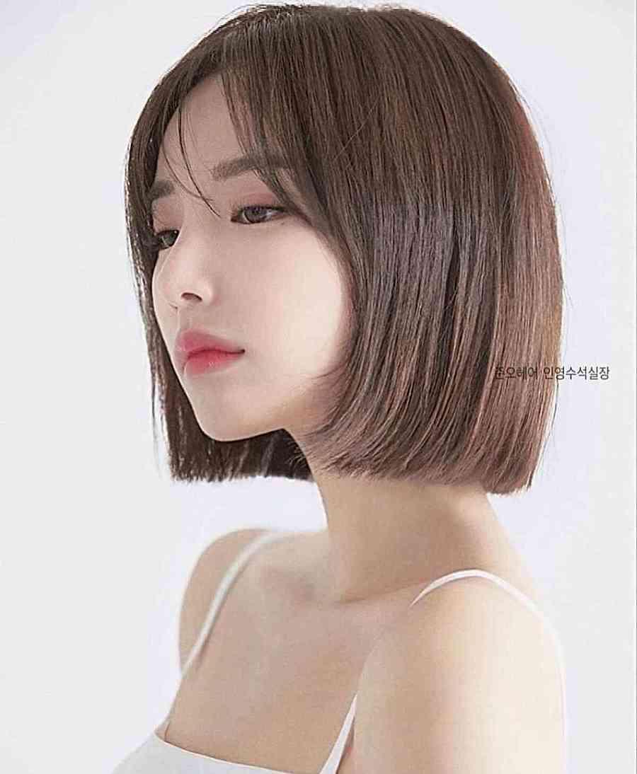 รูปภาพ:https://content.latest-hairstyles.com/wp-content/uploads/short-haircut-for-straight-hair-asian-girl.jpg