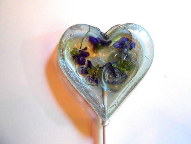 รูปภาพ:http://static.boredpanda.com/blog/wp-content/uploads/2016/03/flower-lollipops-food-art-sugar-bakers-janet-best-28.jpg