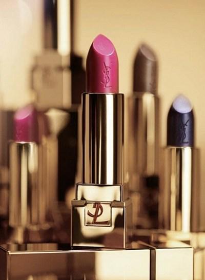 รูปภาพ:http://www.makeup4all.com/wp-content/uploads//2011/07/Yves-Saint-Laurent-Rouge-Pur-Couture-Golden-Lustre-Lipsticks-1.jpg