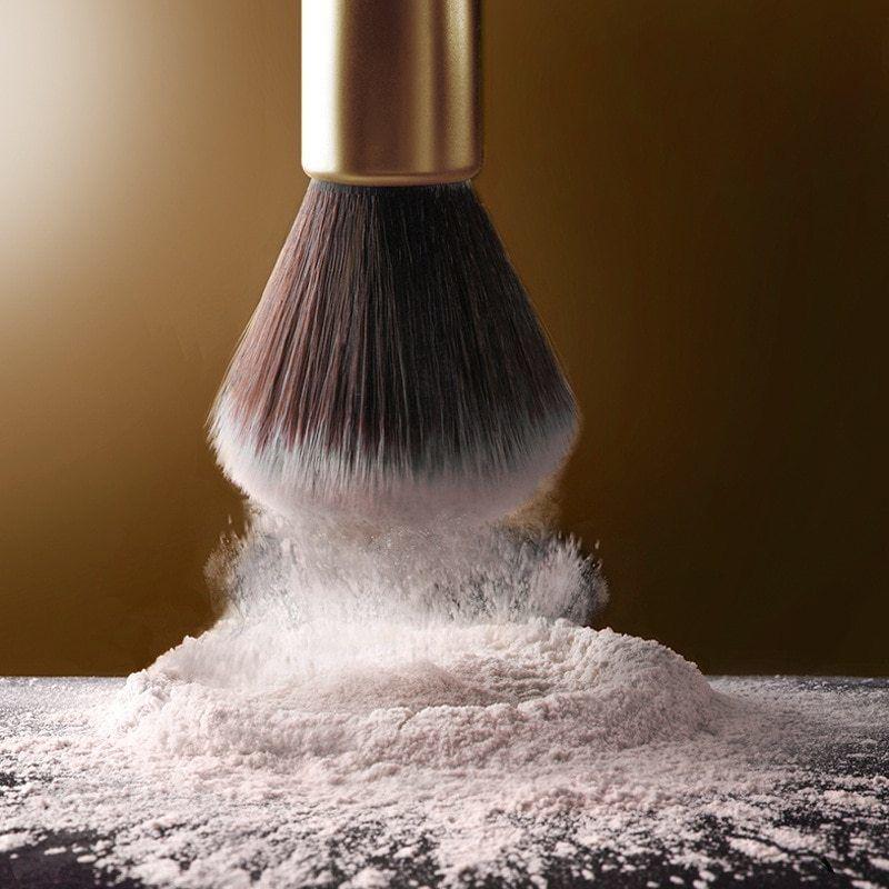 รูปภาพ:https://ae01.alicdn.com/kf/Sce37dda2f05543638881574787f1929eV/2-Colors-Makeup-Loose-Powder-Transparent-Finishing-Powder-Waterproof-Cosmetic-Puff-For-Face-Finish-Setting-With.jpg