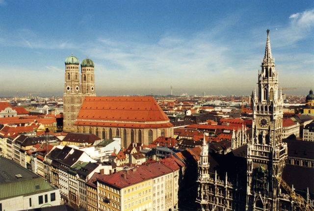 รูปภาพ:https://upload.wikimedia.org/wikipedia/commons/4/48/Munich_skyline.jpg