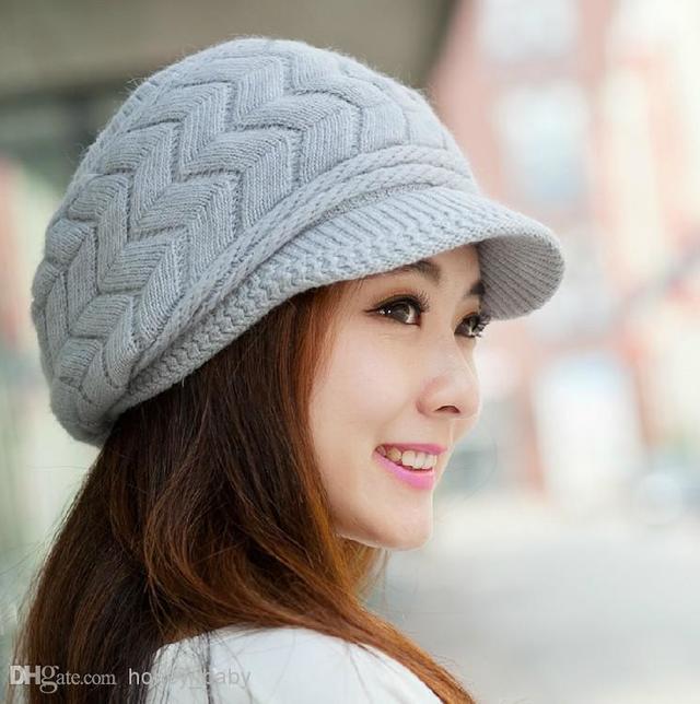 รูปภาพ:http://image.dhgate.com/albu_486468635_00-1.0x0/autumn-winter-girls-knitted-cap-rabbit-fur.jpg