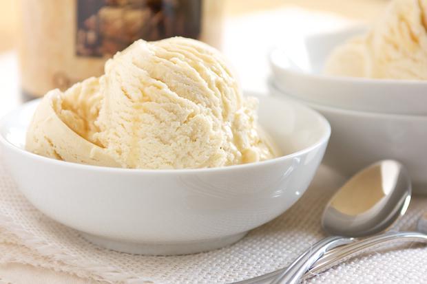 รูปภาพ:http://www.oliviaclementine.com/wp-content/uploads/2014/09/Homemade-Maple-Ice-Cream-GI-365-61.jpg