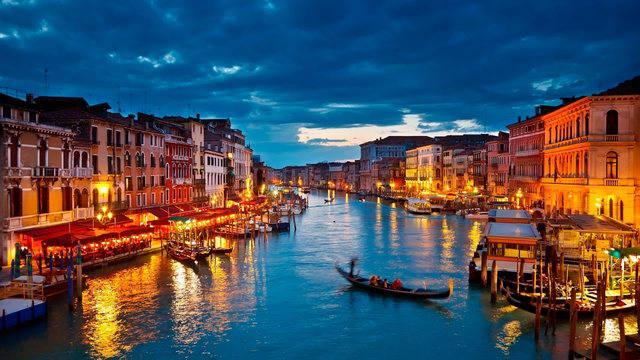 รูปภาพ:http://www.surprisingitaly.com/wp-content/uploads/2015/03/Venezia-tourism-guide.jpg
