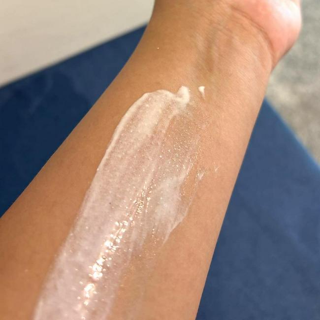ภาพหน้าปก รีวิว GARNIER Super UV Invisible Serum Sunscreen กันแดดเบาผิว ให้ผิวไบรท์ กระจ่างใสใน 7 วัน! ที่:2