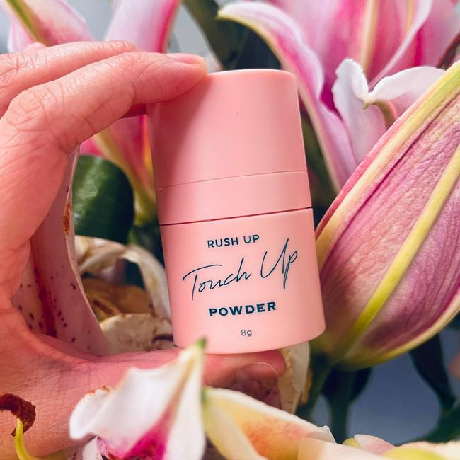 ภาพหน้าปก นวัตกรรมใหม่ของ DRY Shampoo RUSH UP Touch Up Powder! สะบัดได้ไม่กลัวผมมันแพร่บ!!  ที่:0